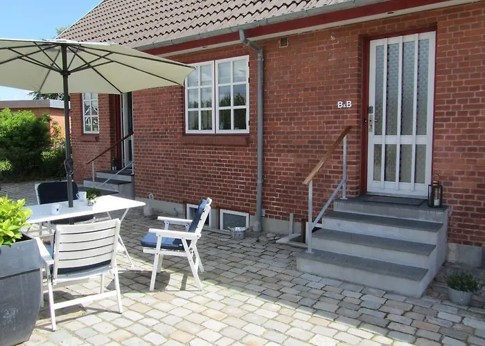 Hannas - 51 M2 Bed & Breakfast 3*